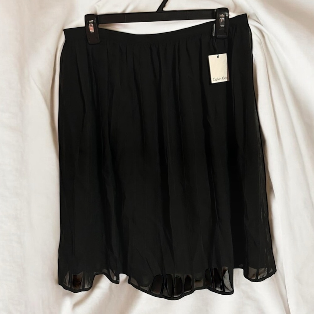 Calvin Klein Elegant Skirt NWT